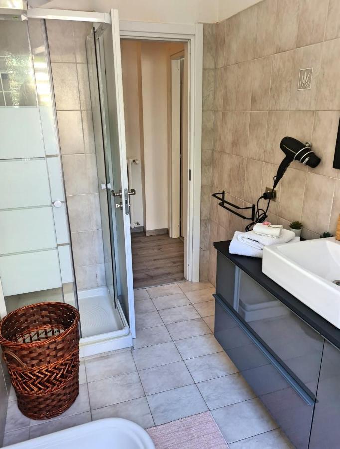 Santo Stefano Apartment Lecco Bagian luar foto